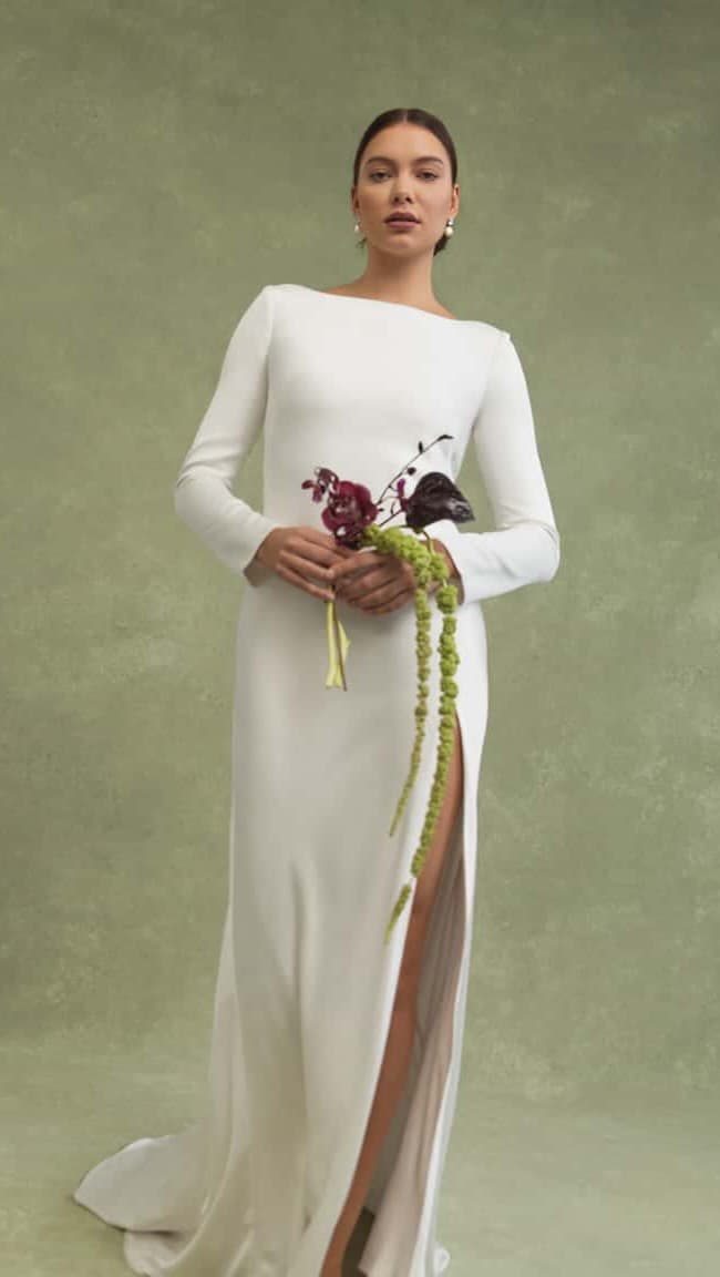 A&BÉ Bridal Shop portfolio 1