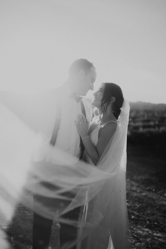 Sunlit Vows Beneath the Skies of Yolanda Ranch photo 5