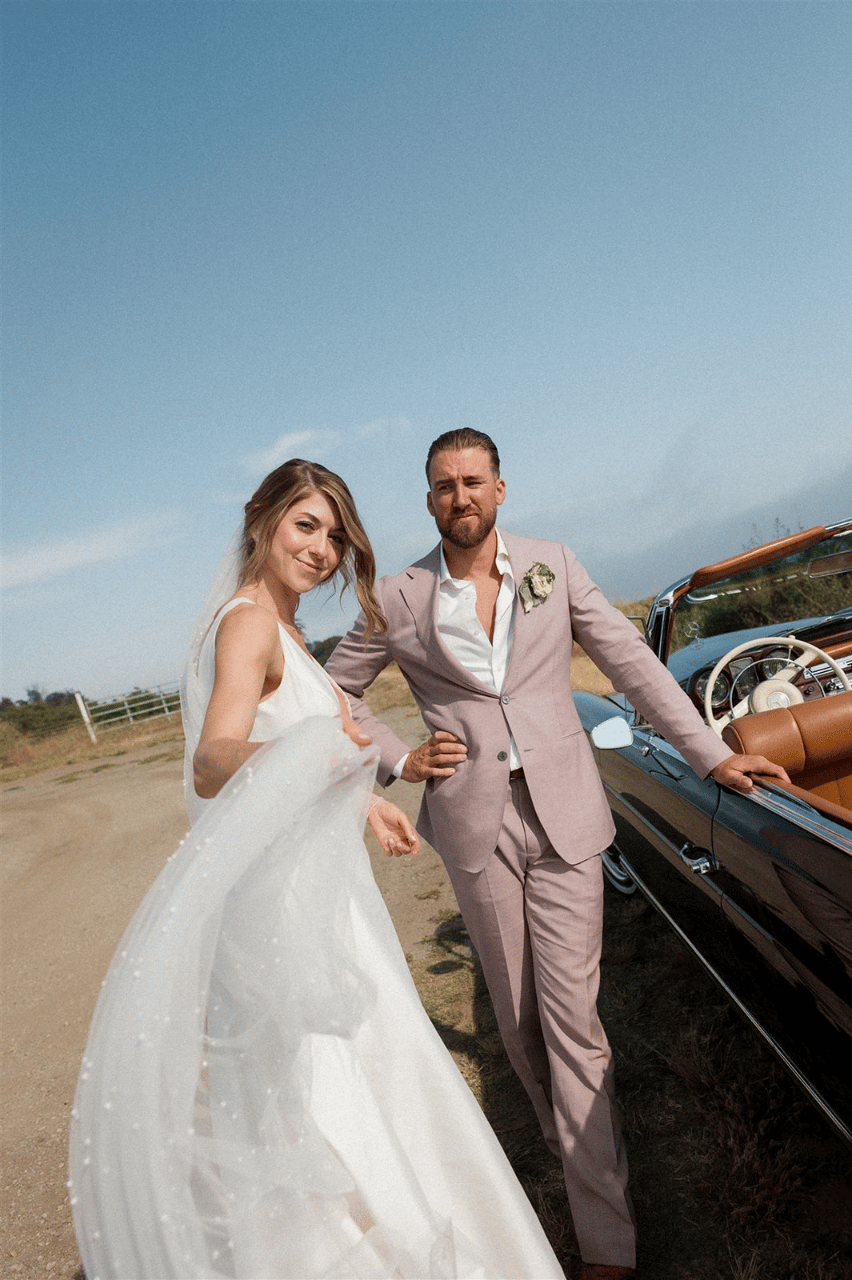 Nichole Mailloux & Corey Mailloux's wedding-image-19