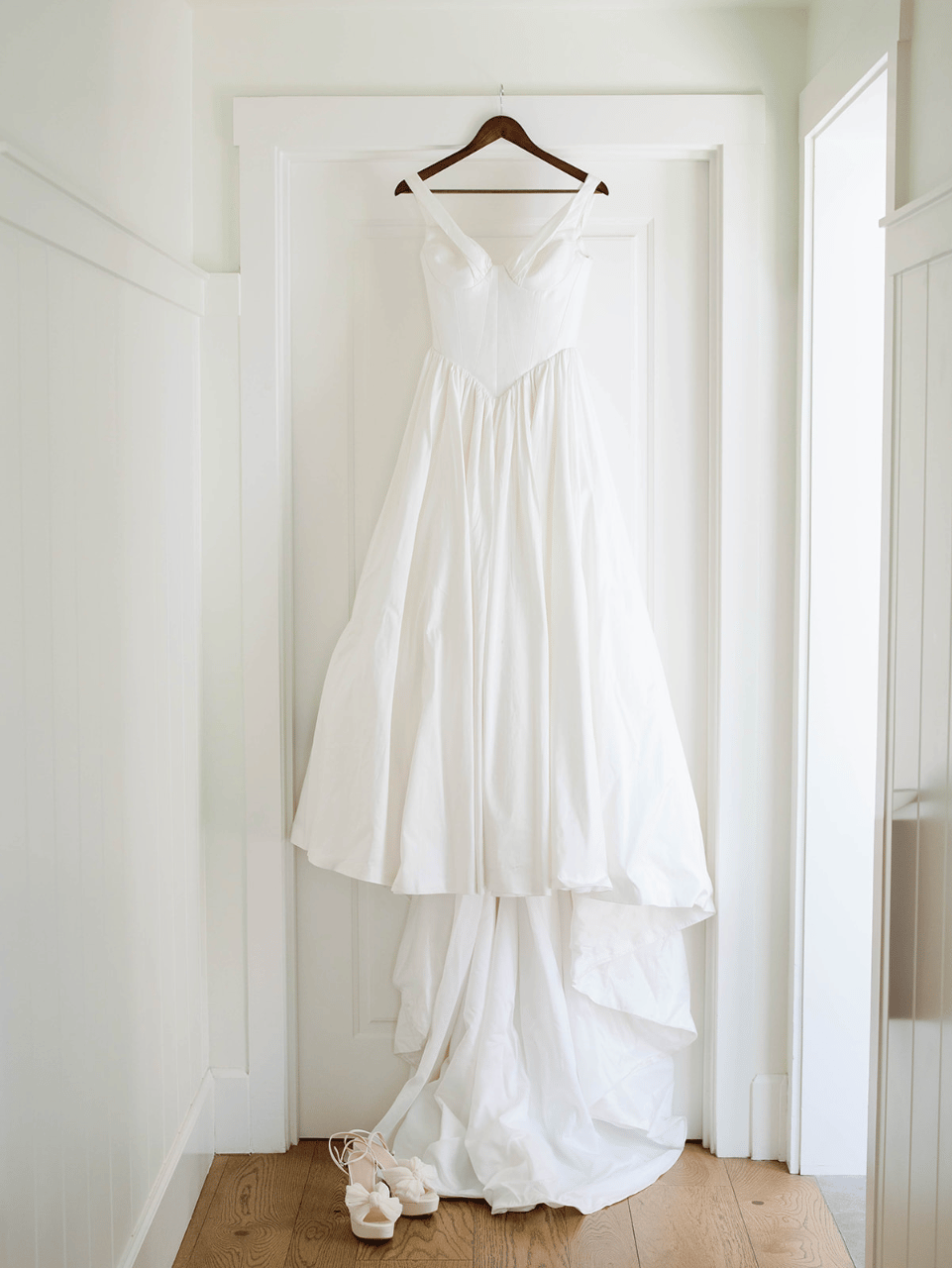 Megan Pooley & Max Goldberg's wedding-image-5