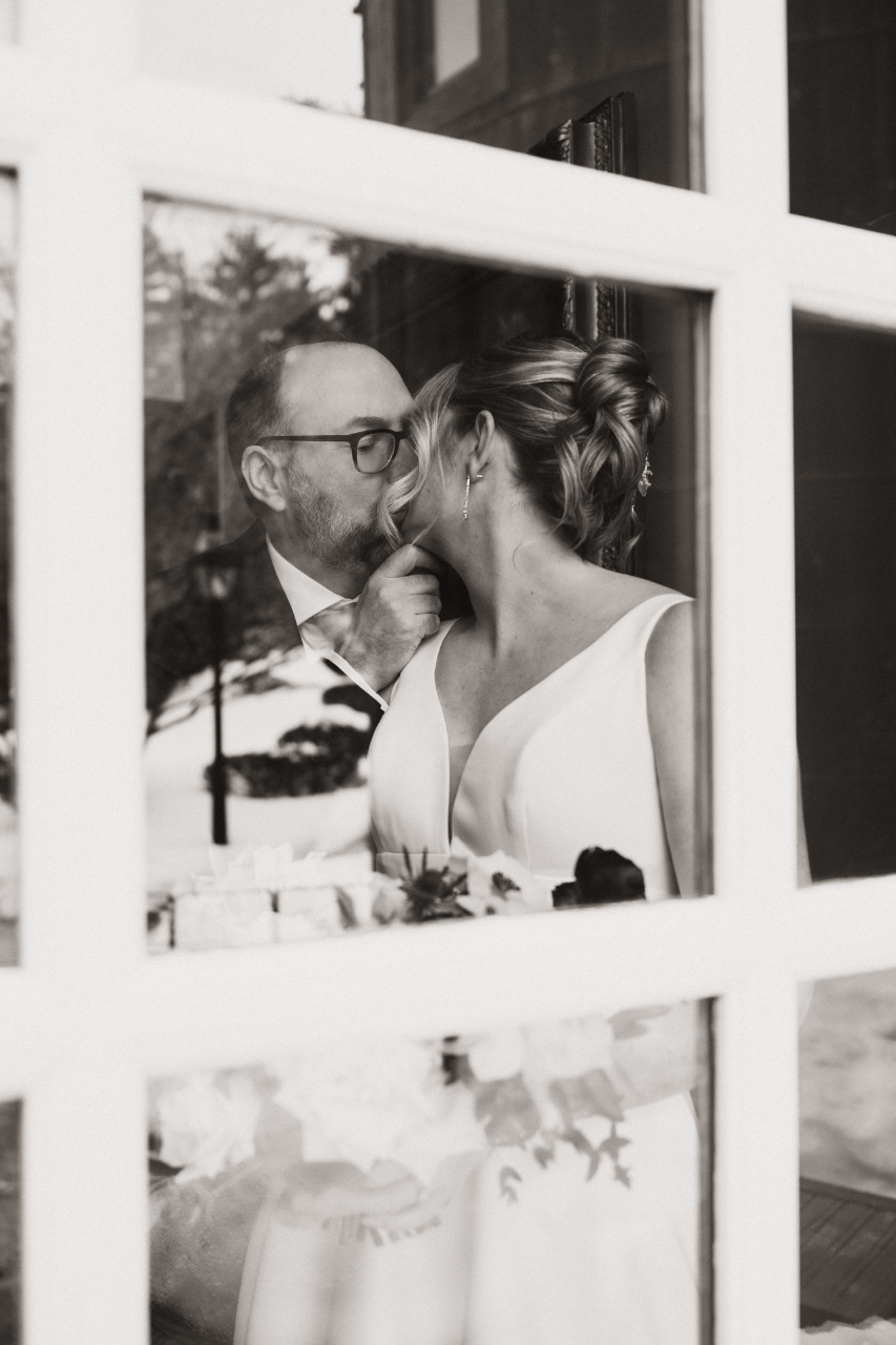 Timeless Winter Love at Bedford Village Inn photo 2