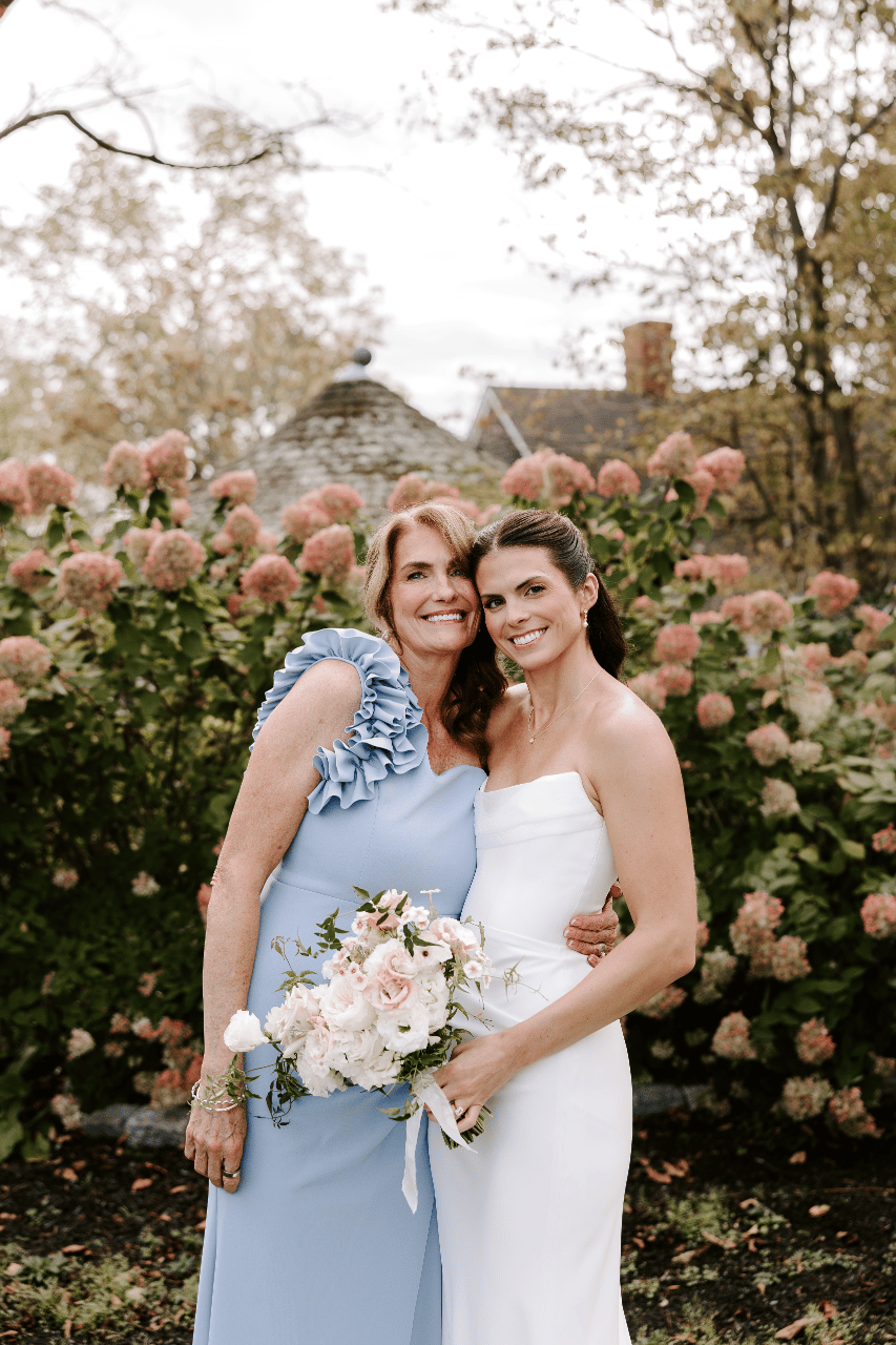 Jackie Sullivan & Nick Dickinson's wedding-image-21