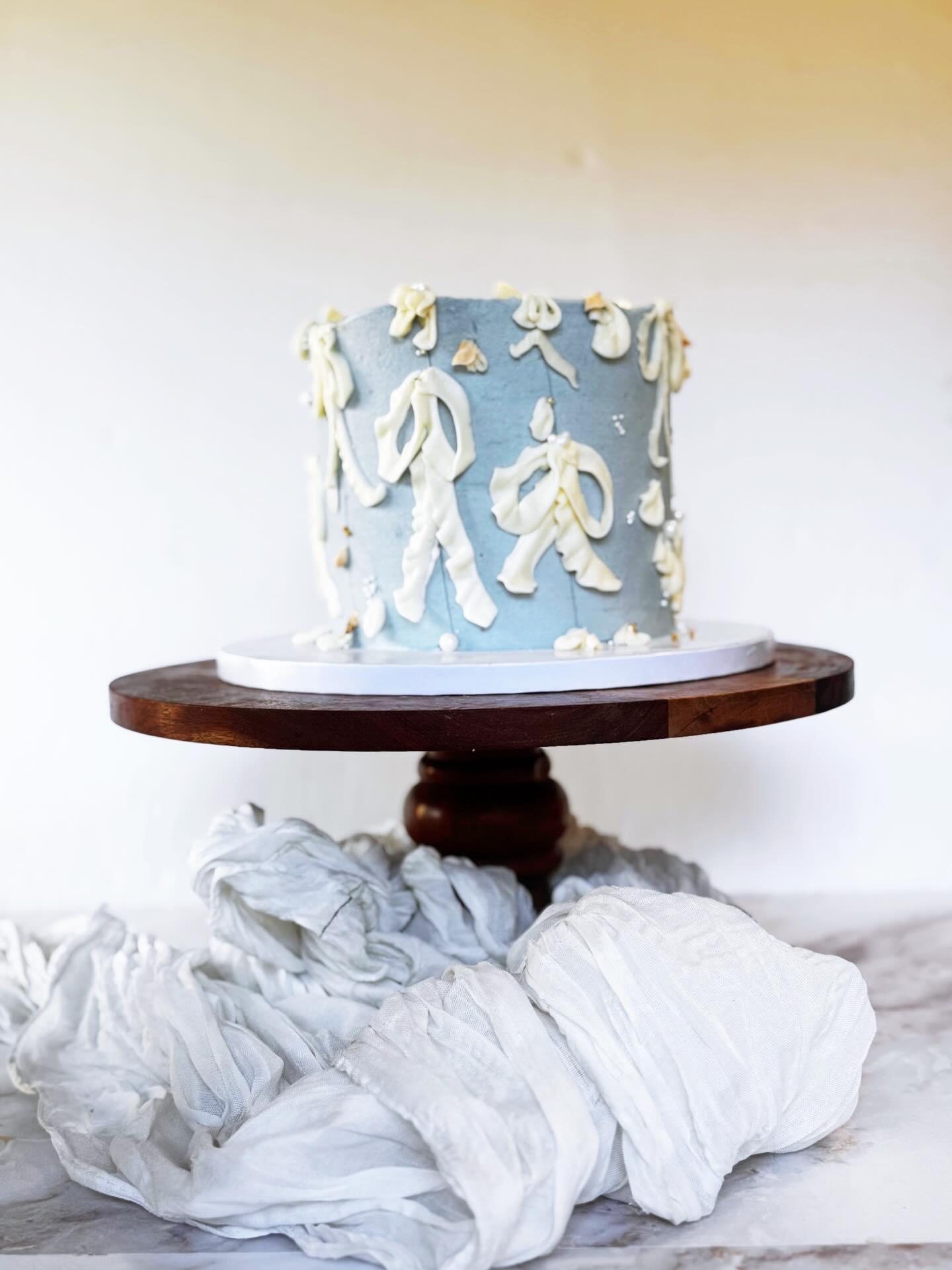 Honey Bakes Cakery portfolio 3