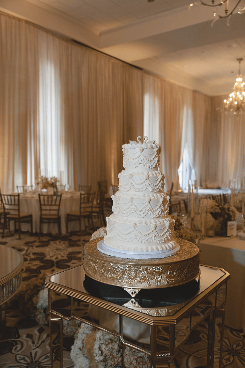 Analise Gentile-Thompson & Parker Thompson's wedding-image-22
