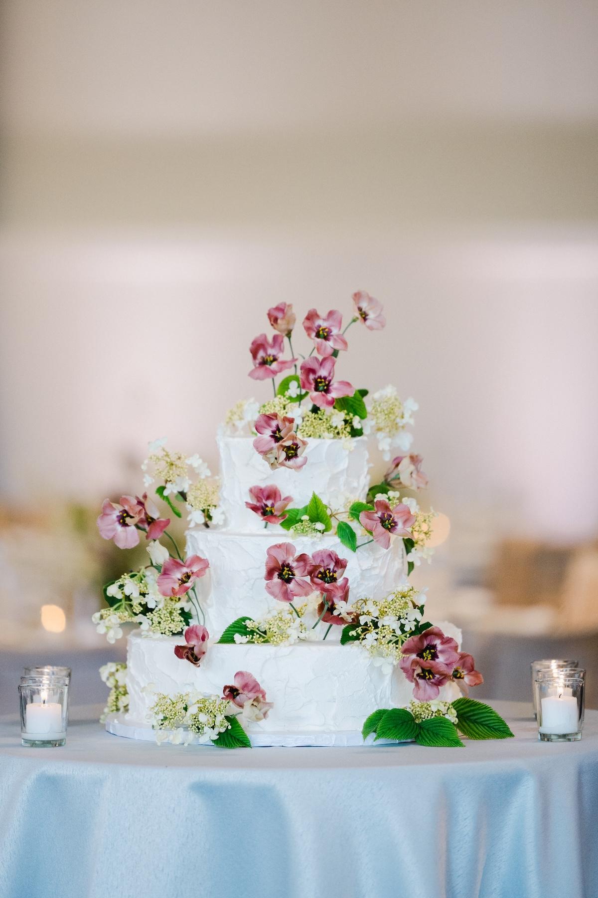 A Modern Spring Wedding at Cavallo Point photo 4