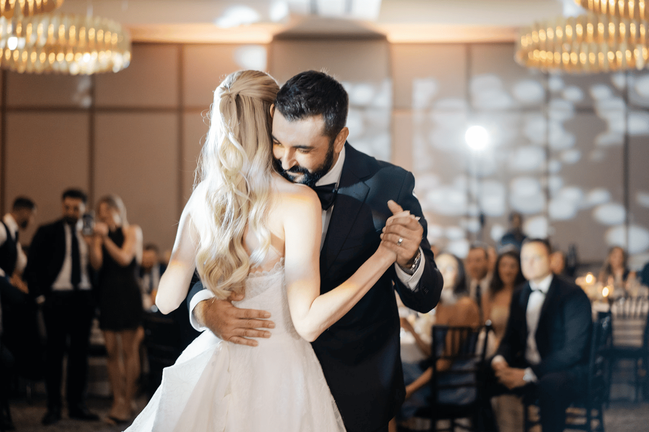 Caroline Williams & Julian Colucci's wedding-image-16