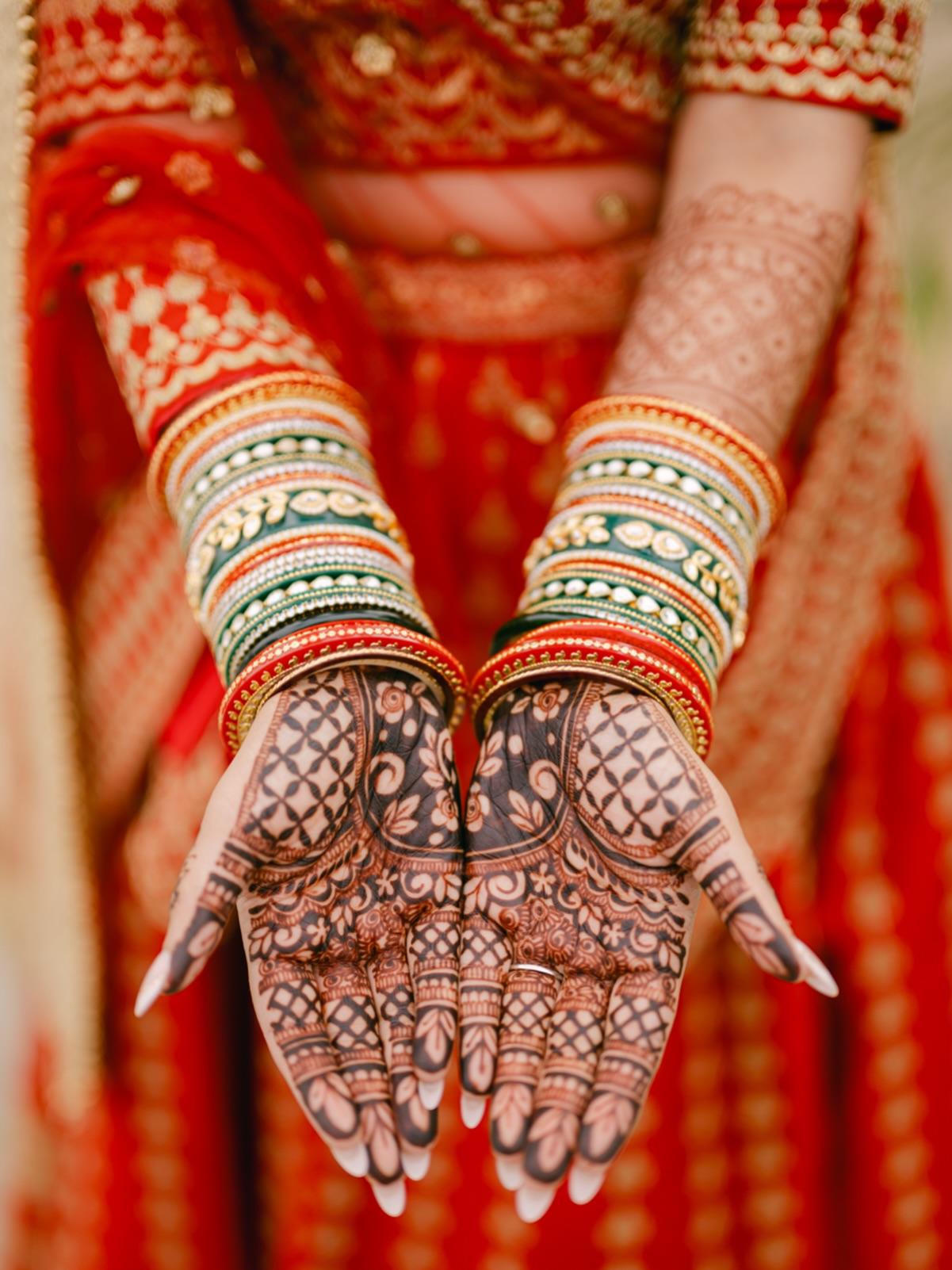 Miracle Mehndi portfolio 3