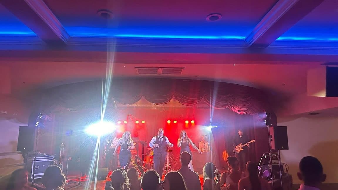 Nik & The Nice Guys Band