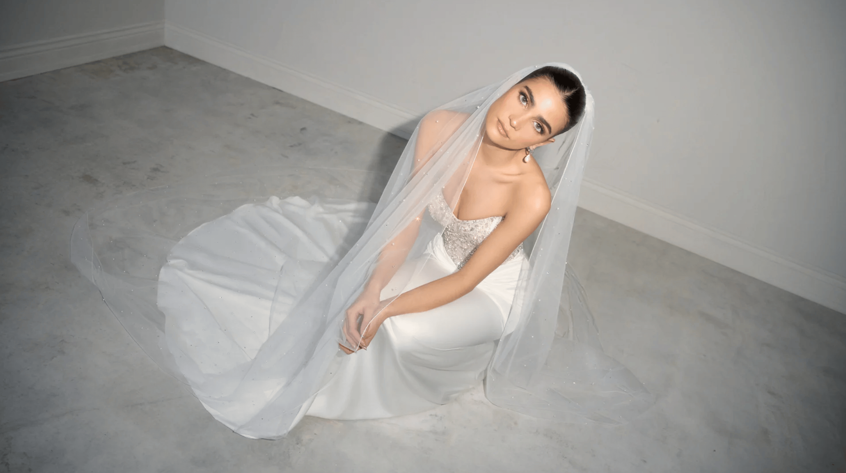 The Fabric Guide Every Bride Should Know Before Choosing a Wedding Gown