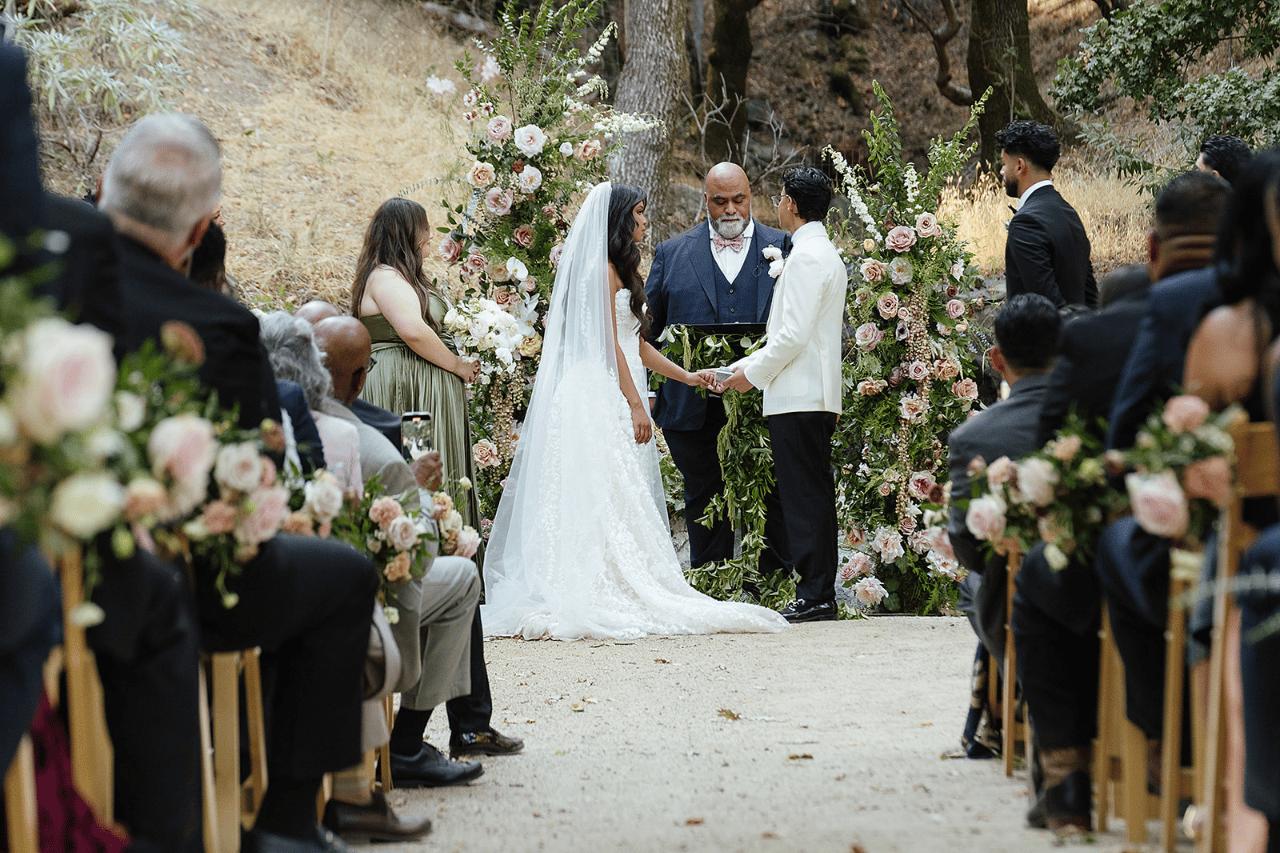 Tatiana Calvillo & Isaac Calvillo's wedding-image-6