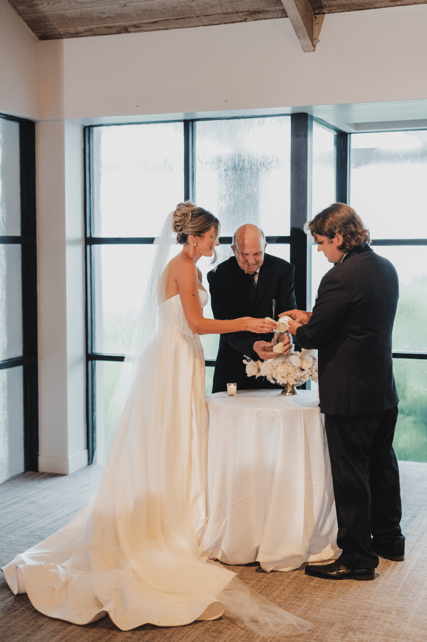 Maryn Jones & Gabriel Jones's wedding-image-33
