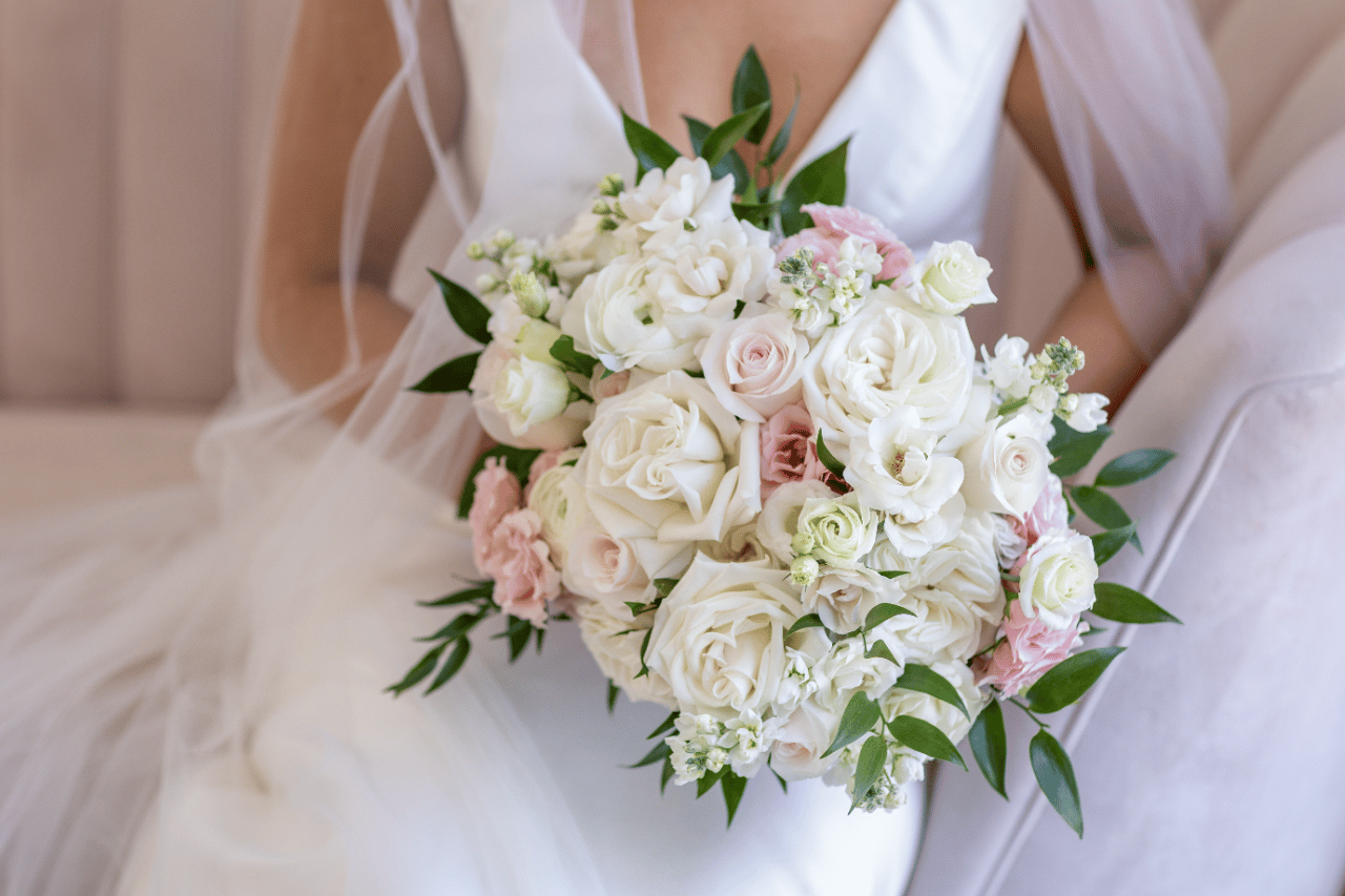 Emma Milstead & Luke Sennett's wedding-image-16