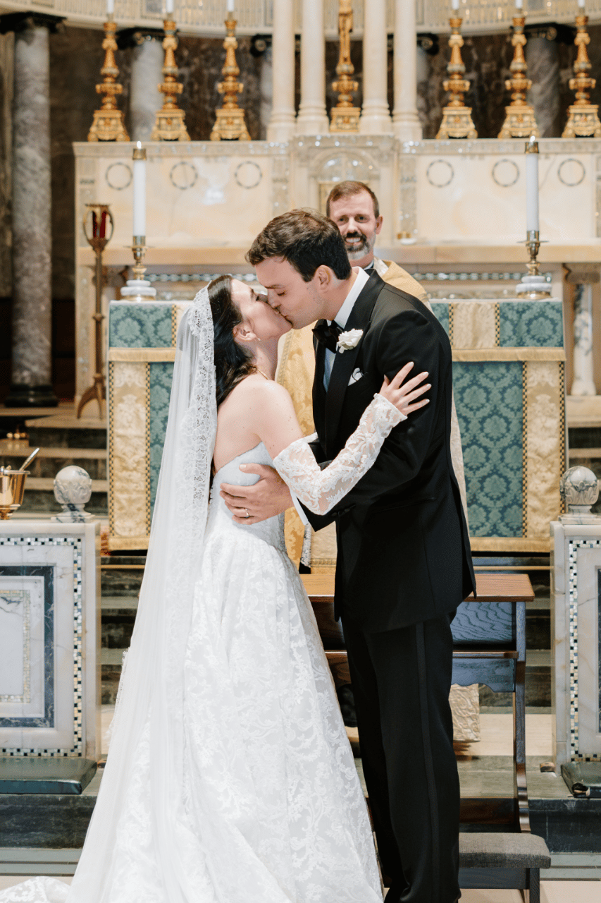 A Storied Venue Transformed into a Romantic Reverie photo 2