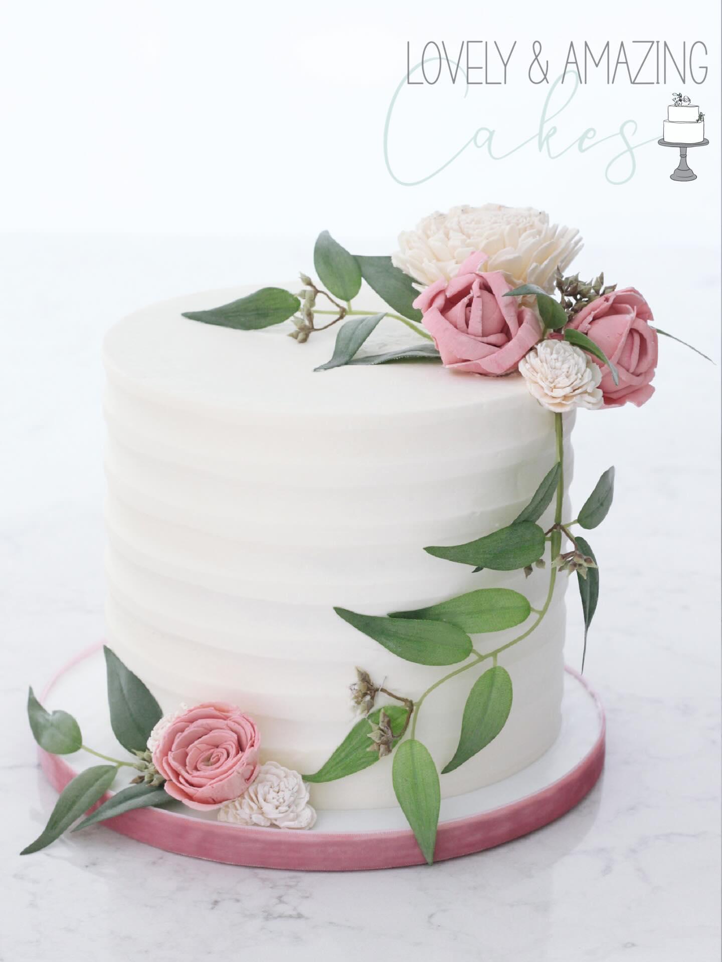 Lovely & Amazing Cakes portfolio 1