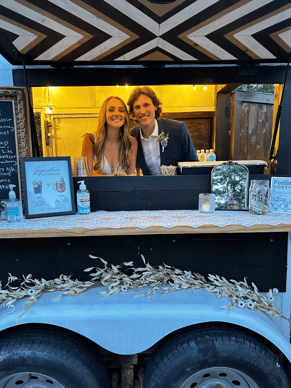 The Hoppy Hitch Mobile Bar portfolio 5