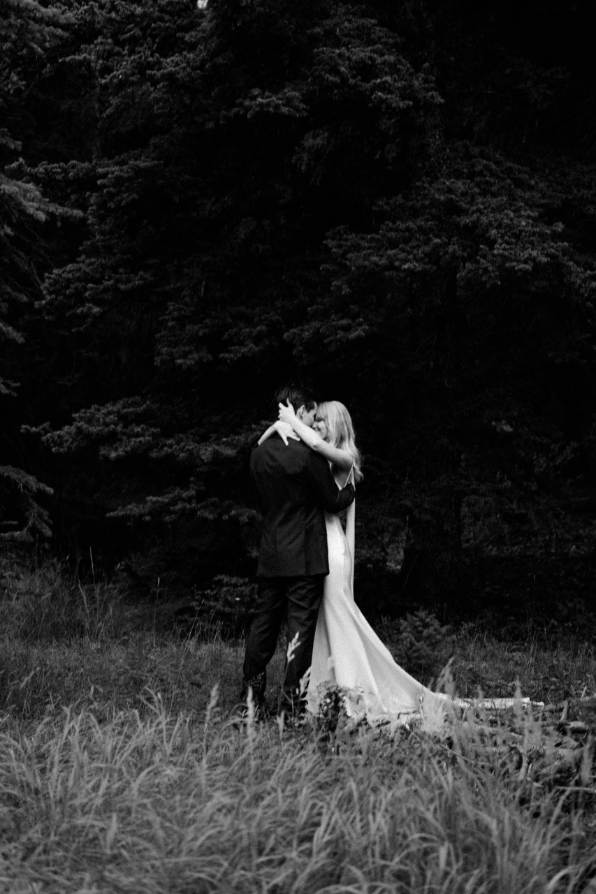 Tess Hubbeling & Will Saake's wedding-image-21