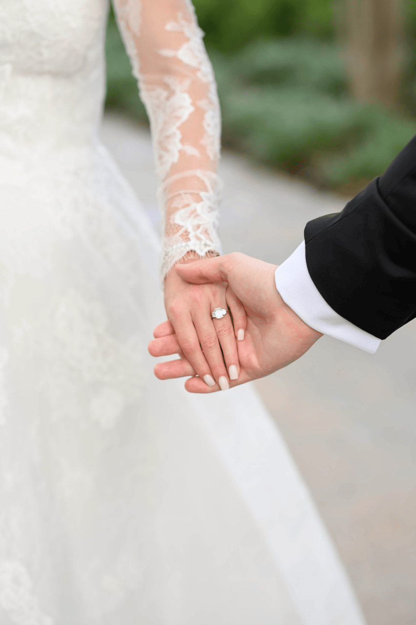 McKenzie Schultz & Luke Janicek's wedding-image-2