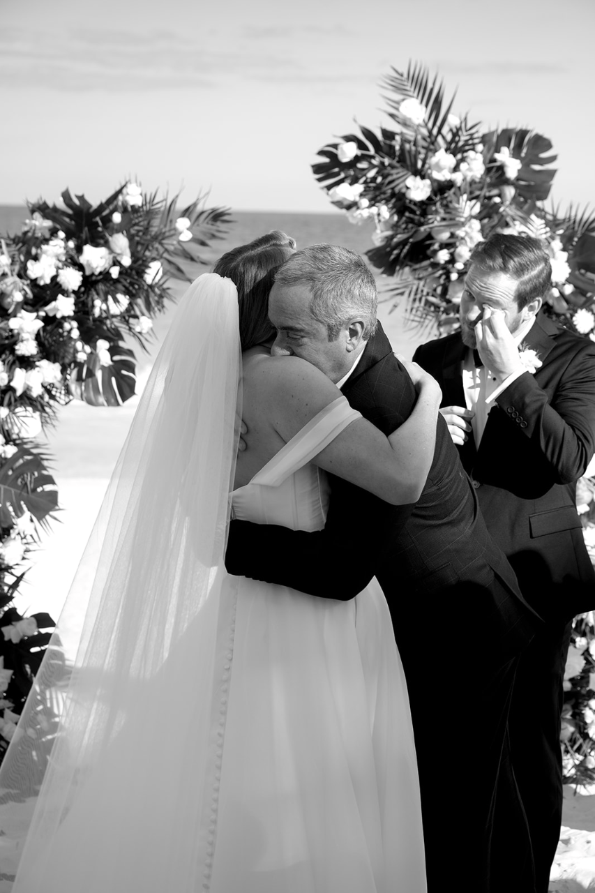 Danielle Welsh & Jeffrey Hurst's wedding-image-28