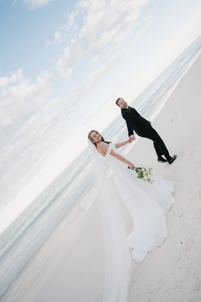 Danielle Welsh & Jeffrey Hurst's wedding-image-35