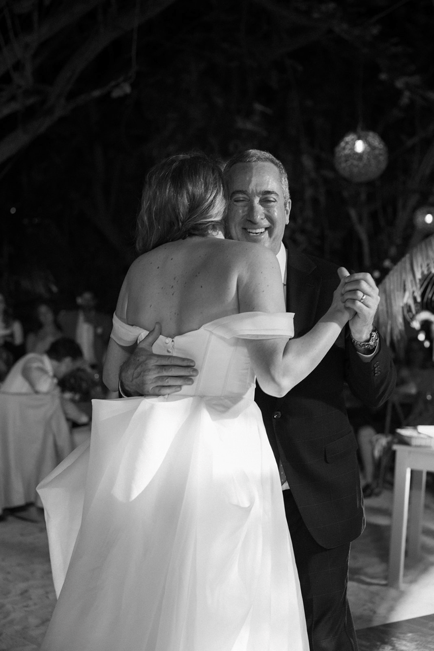 Danielle Welsh & Jeffrey Hurst's wedding-image-22
