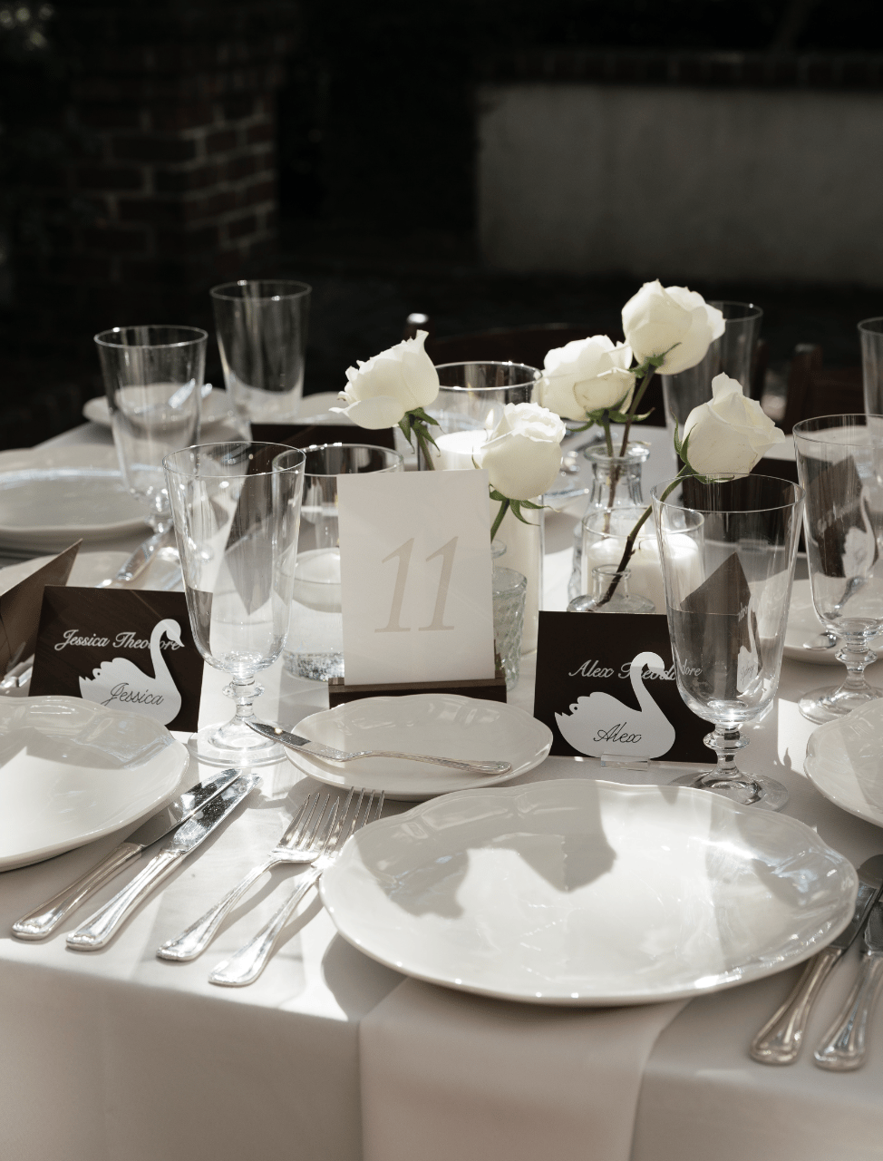 Swan Details & Southern Romance in Charleston photo 4