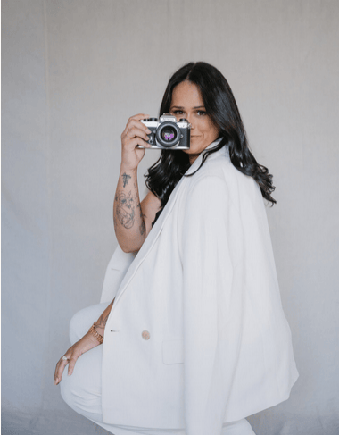 Thais Ferreira Photo