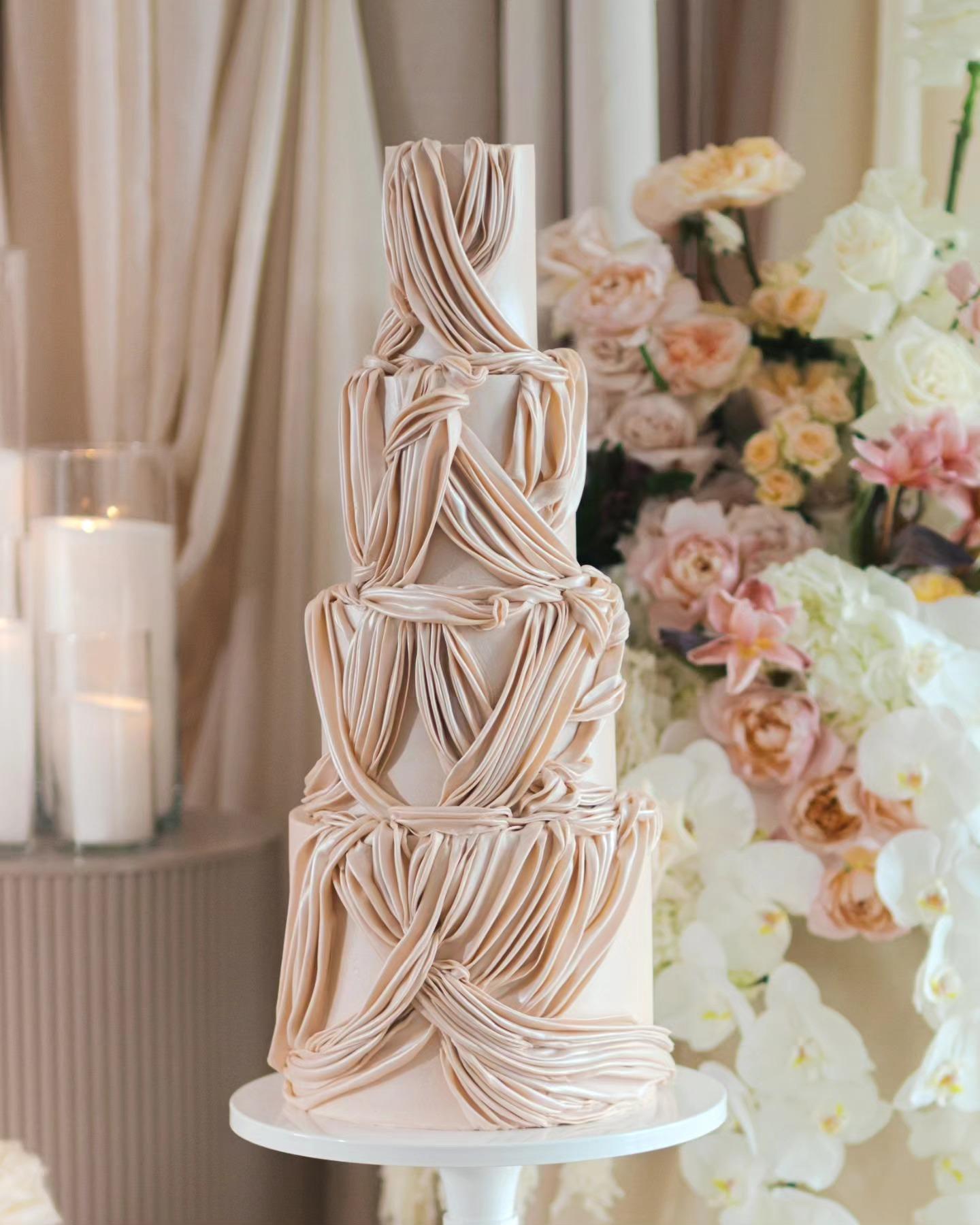 Shanon Bond Cake Design portfolio 2
