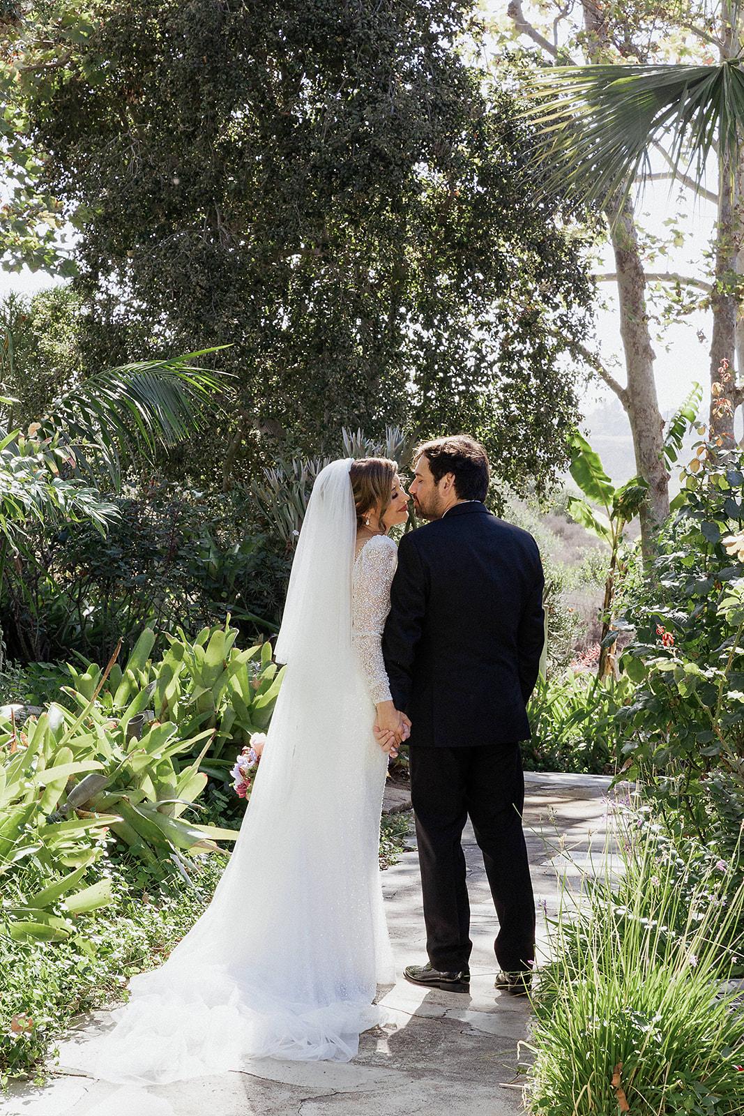 A Romantic Fall Wedding at Newport Beach Vineyards & Winery 65