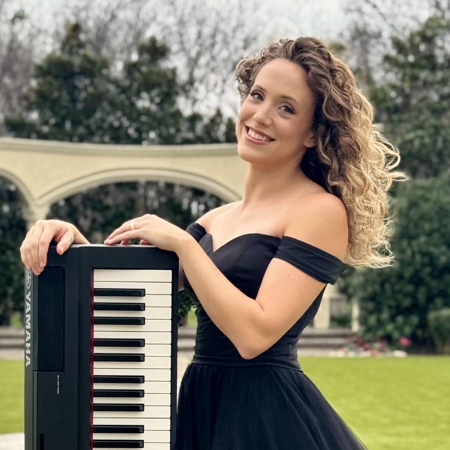 Lindsay Knight Piano