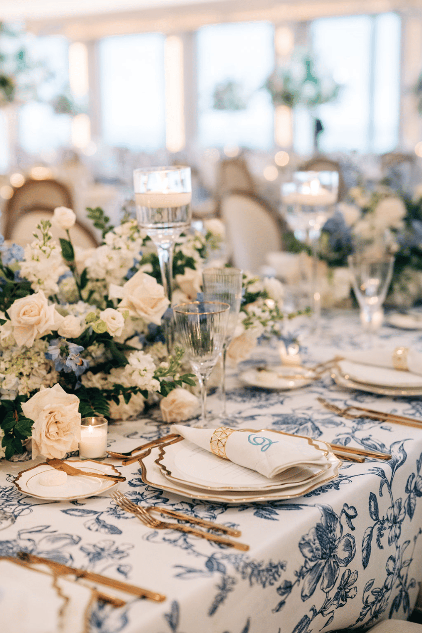Palm Beach Romance in Refined Coastal Layers