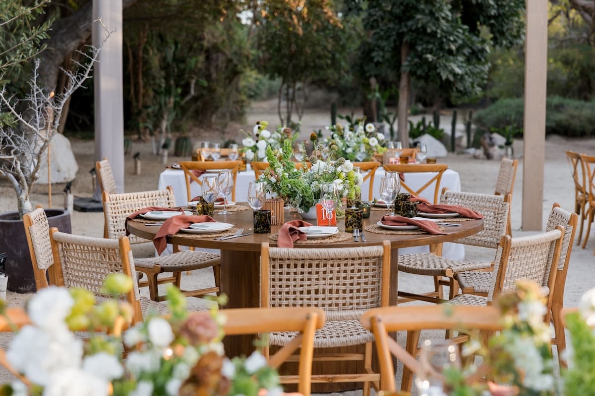 A Modern Spring Wedding at Puerto Raiz 7