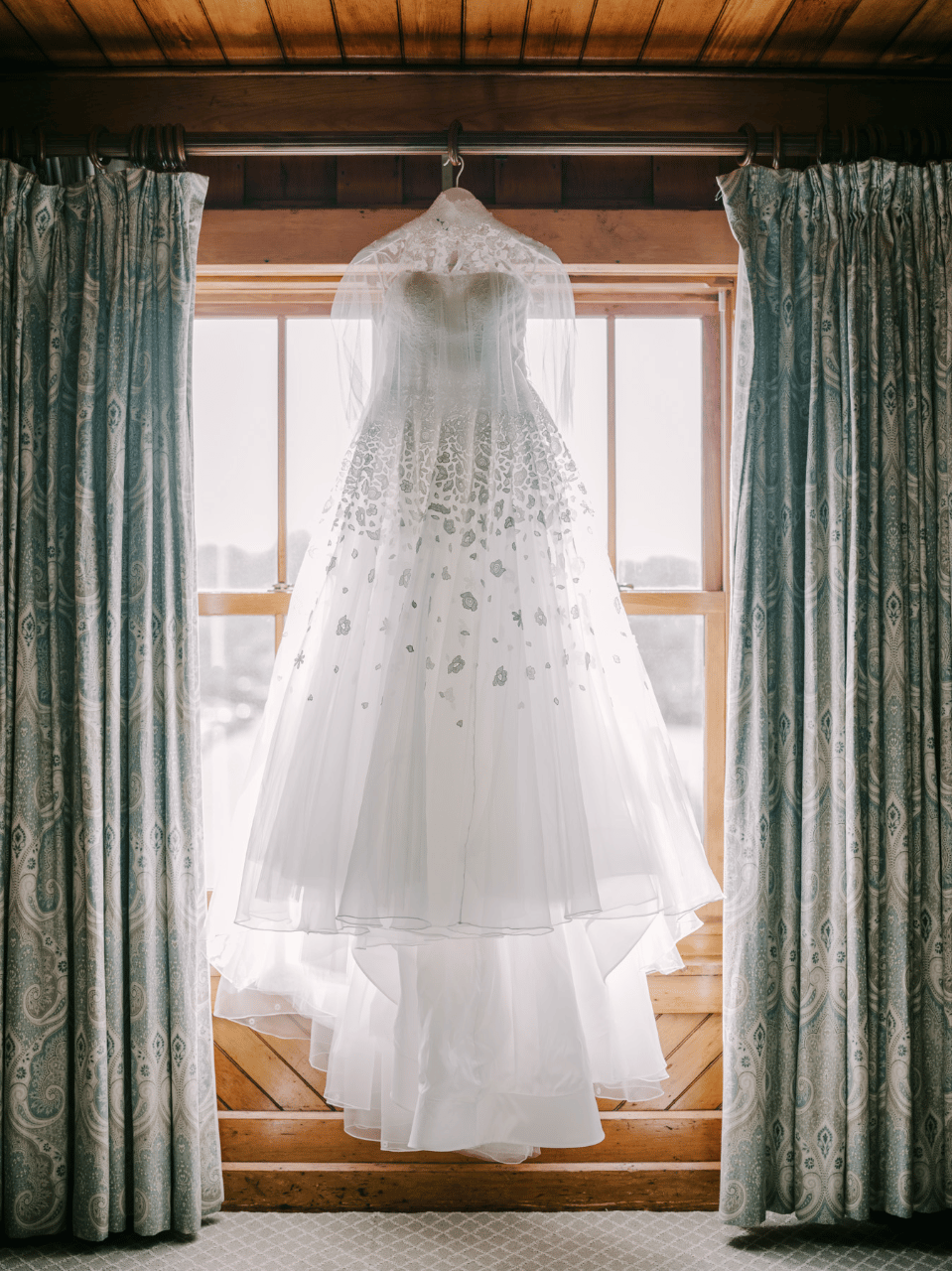Betsy Gonder & Sam Vos's wedding-image-24
