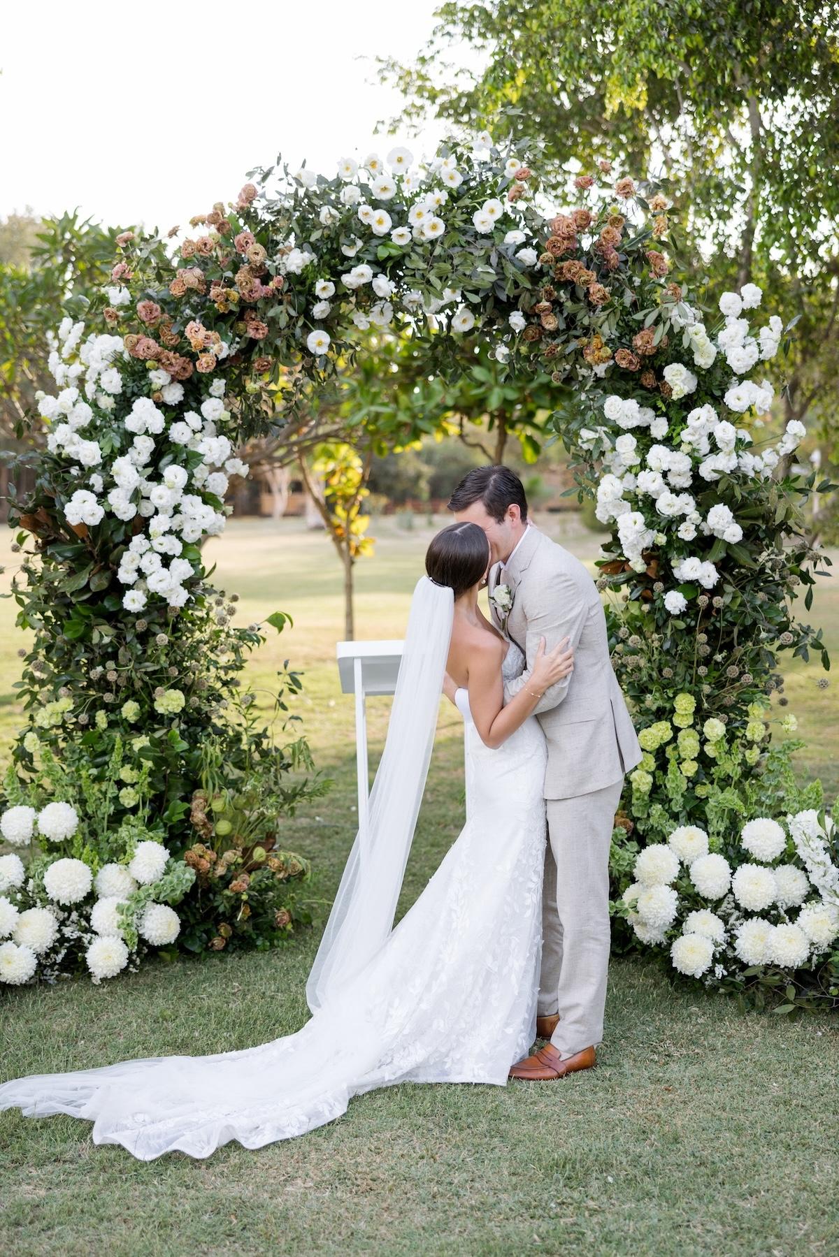 A Modern Spring Wedding at Puerto Raiz 43