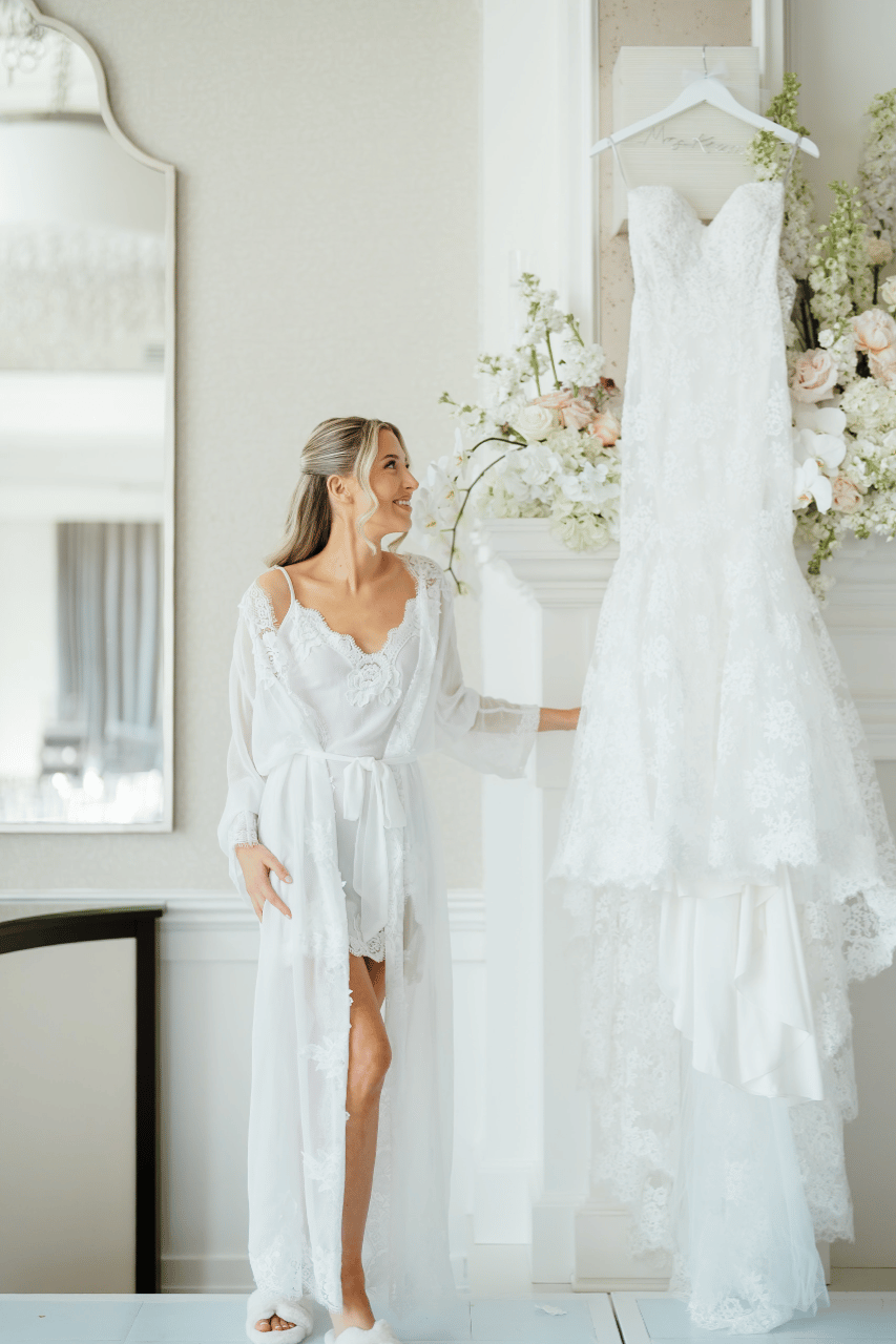 Allyson Zwinski & Matthew Kramer's wedding-image-9