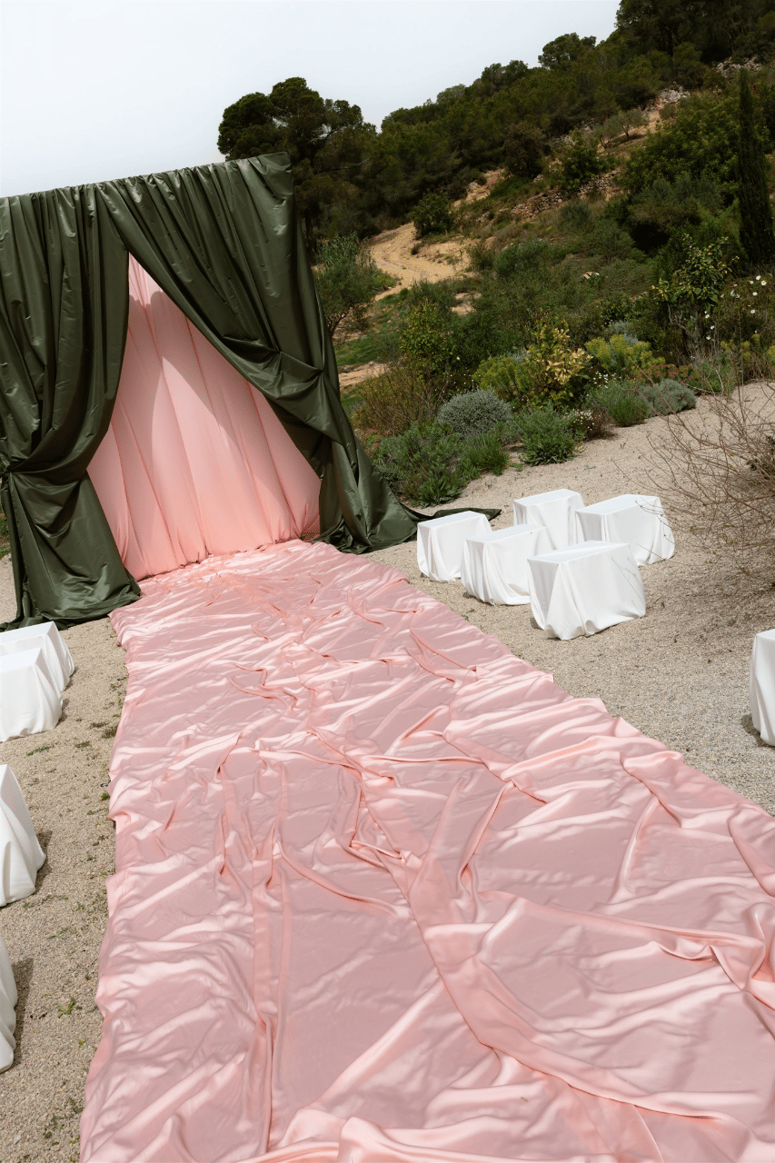 Anastasia Guleva & Vadim Dubrovskiy's wedding-image-14