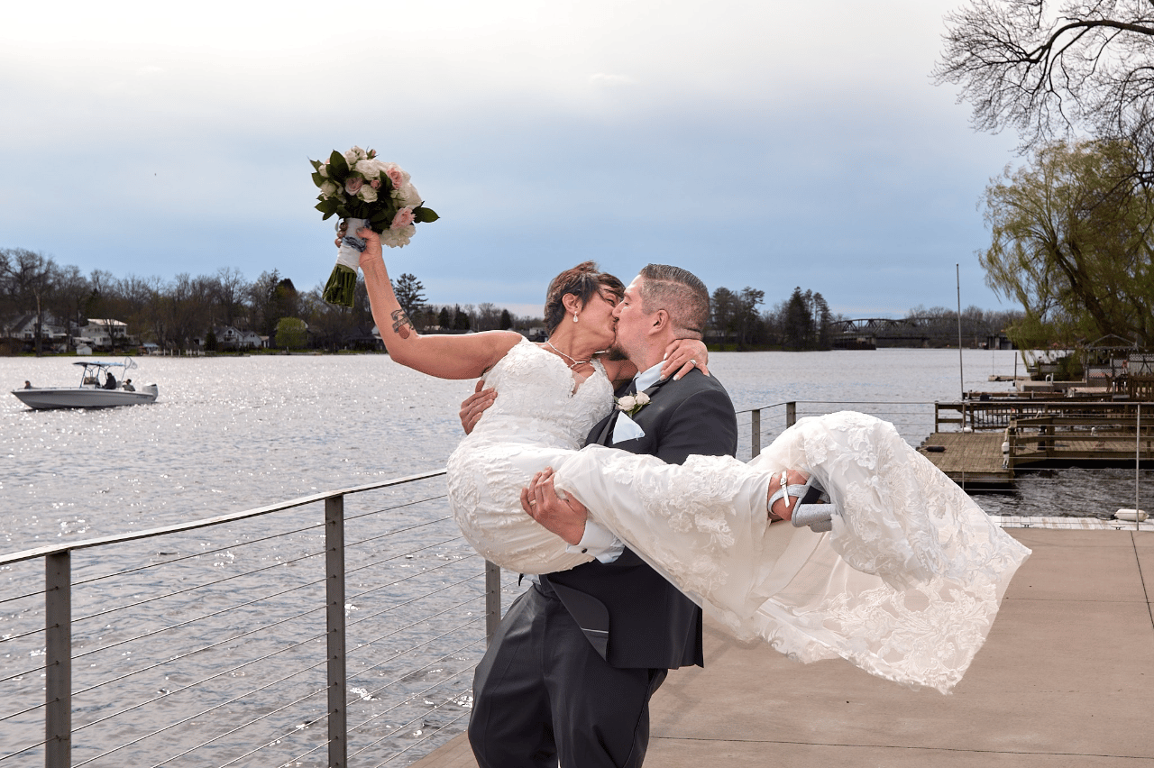 Luvlenz Wedding Photography & Films