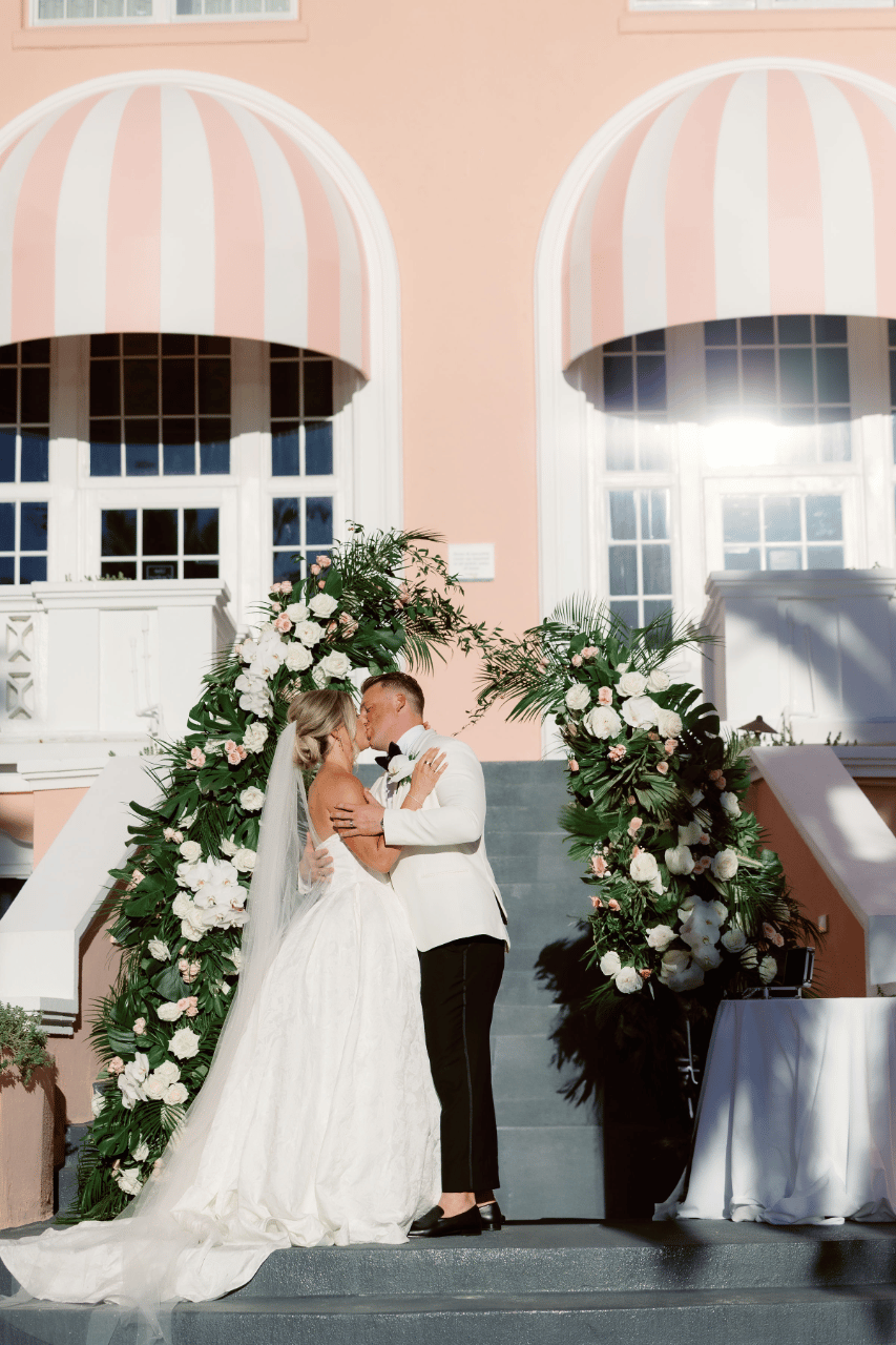Ally Kelly & Jordan Dewhirst's wedding-image-16