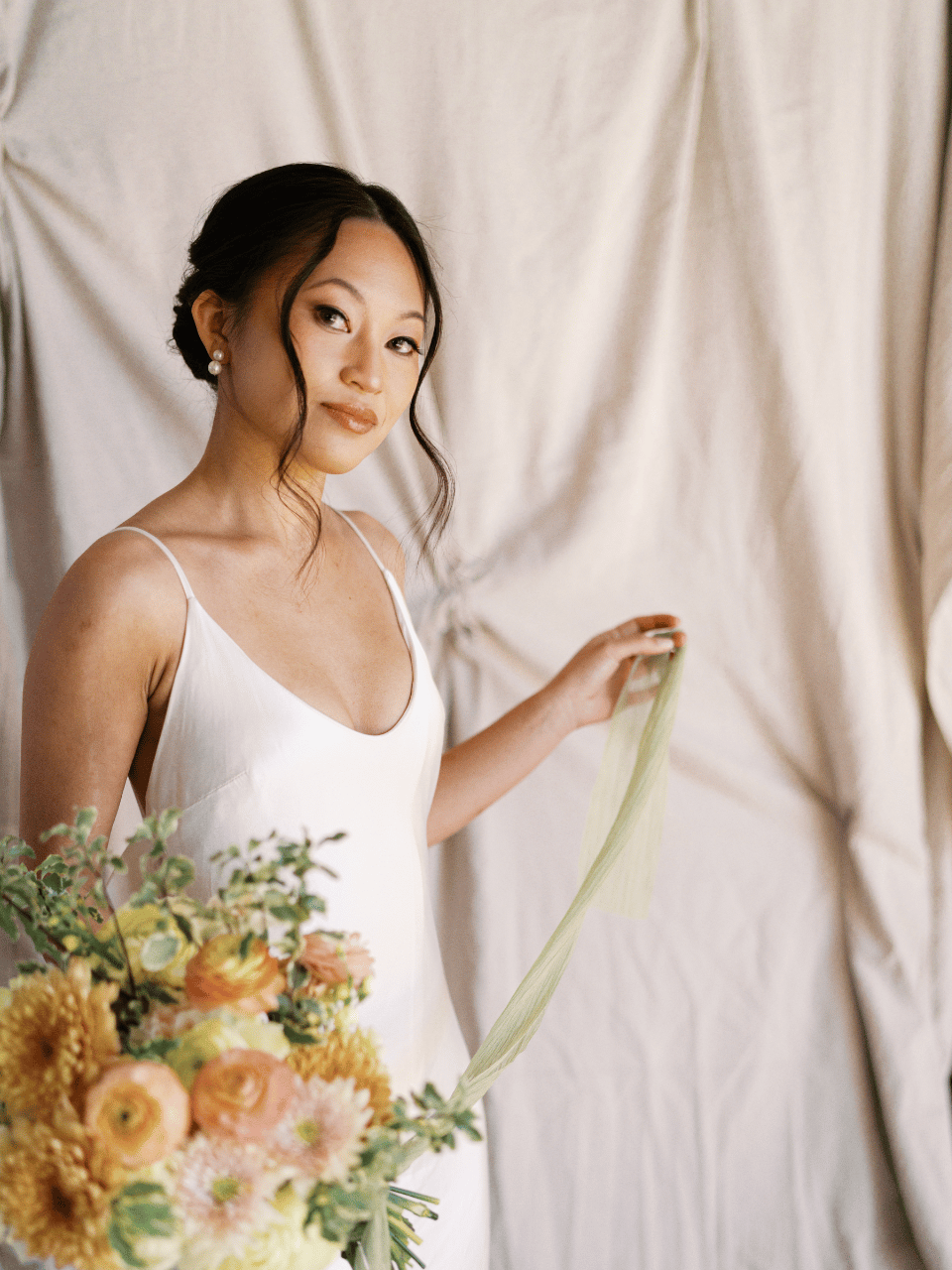 White Carpet Bride portfolio 4