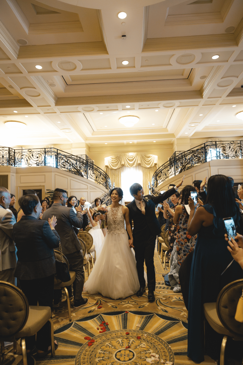 A Crisp Winter Symphony of Timeless Romance