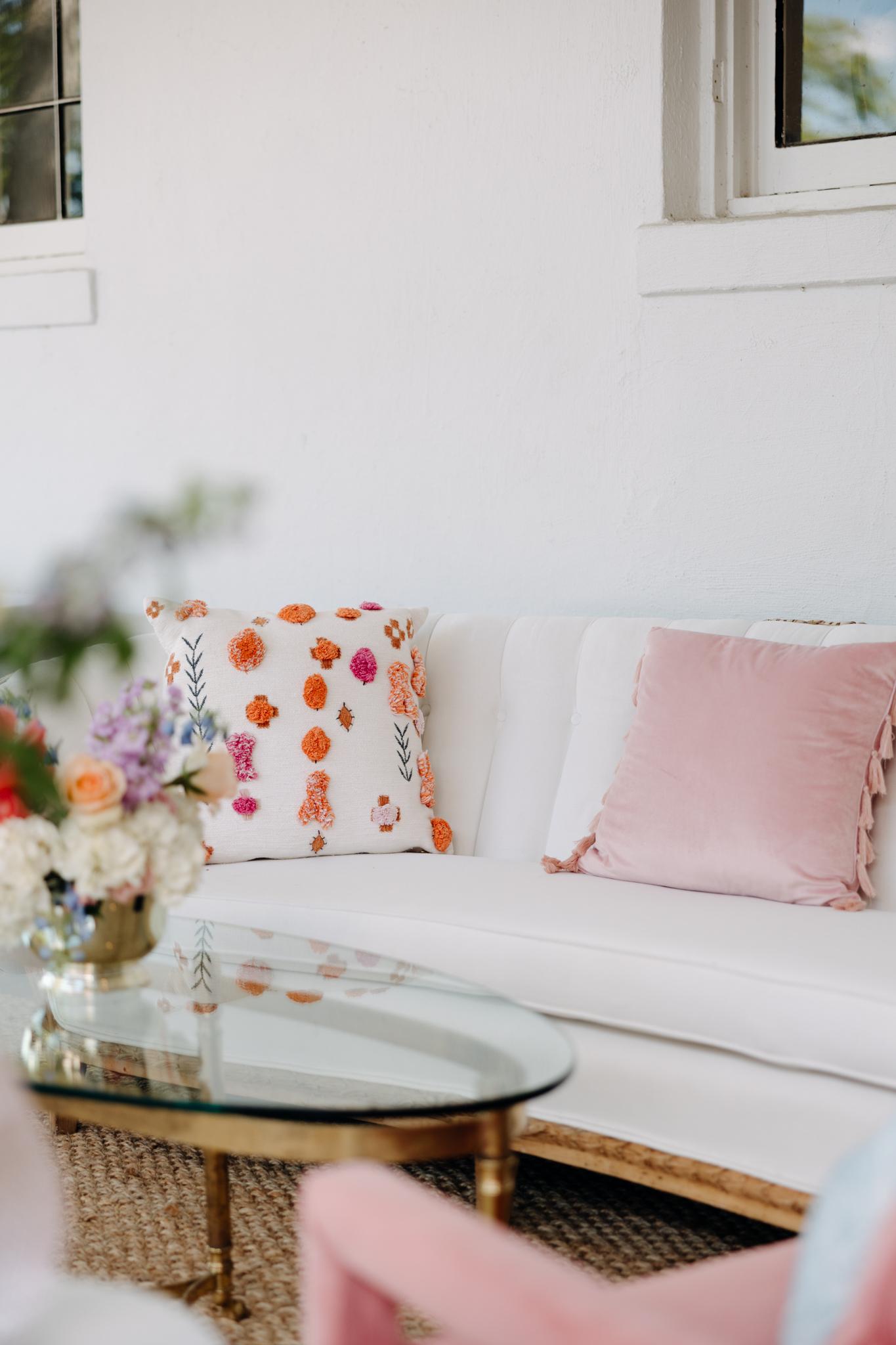 Garden Elegance Along the Potomac’s Shimmering Edge 13