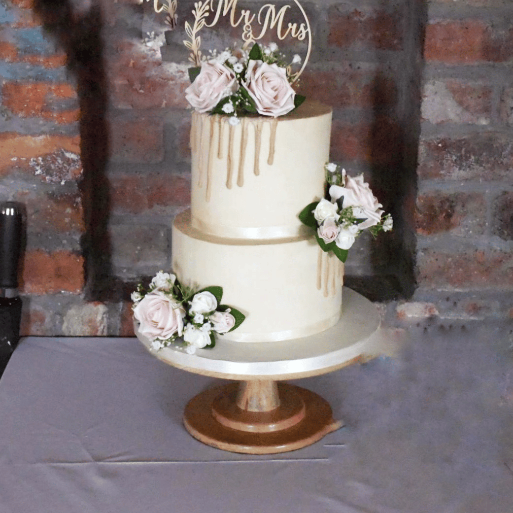 The Luxury Cake Studio portfolio 5