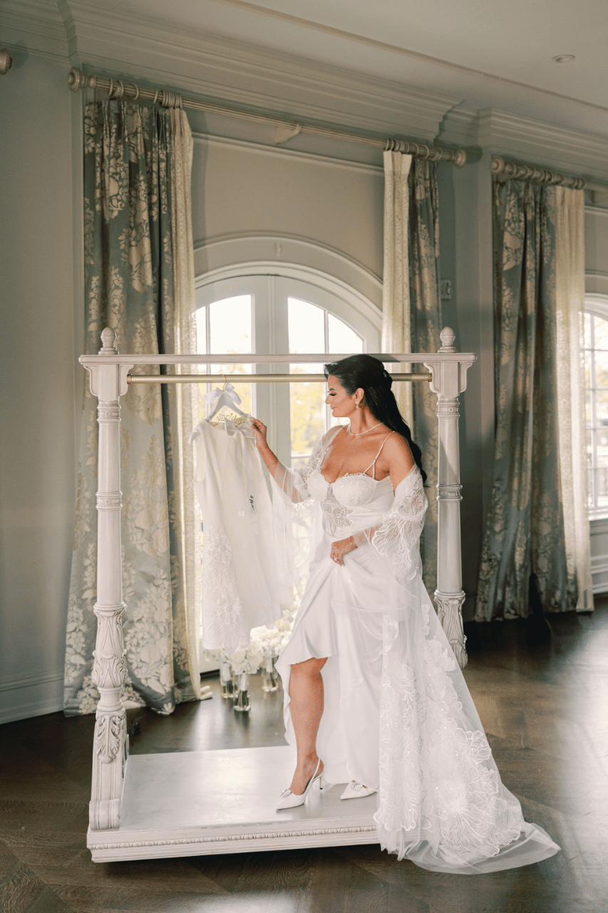 Giovanna Monteleone & Alessandro Monteleone's wedding-image-13