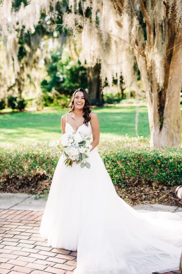 Laura Jacobs Bridal
