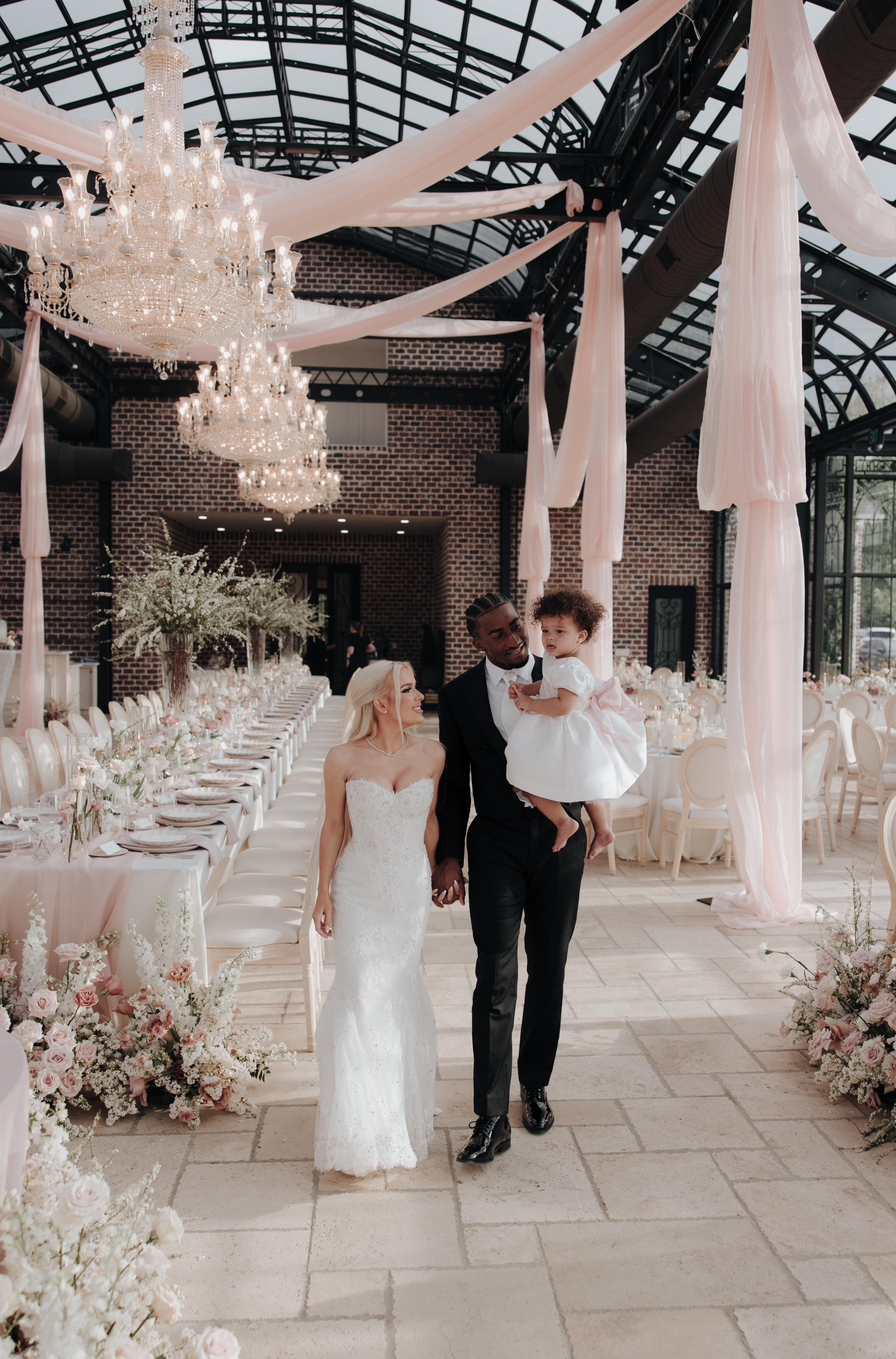 Couture Glamour & Playful Nostalgia at Blackberry Ridge