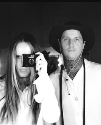 UNIQUE WEDDING