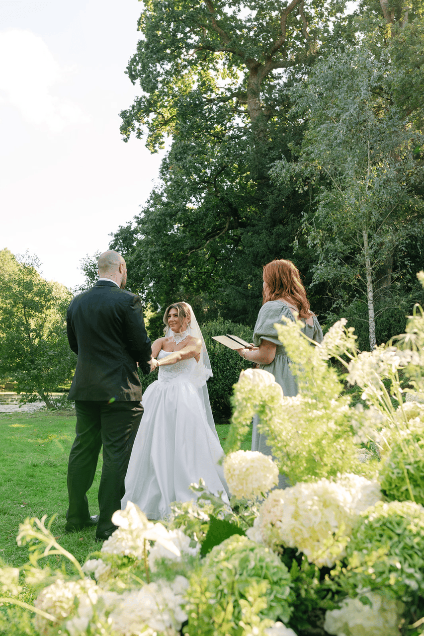 Laura Crockett Celebrant portfolio 1