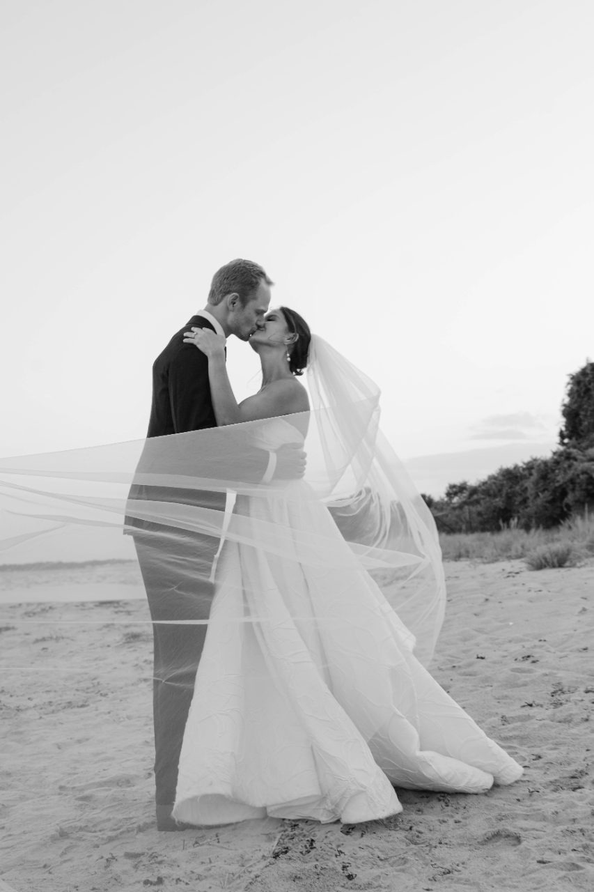 Jackie Martz & Ty Martz's wedding-image-8