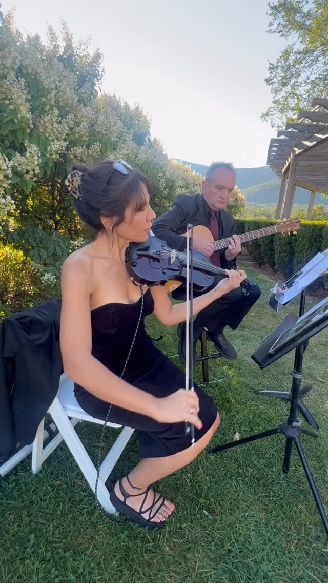 Naavi Strings