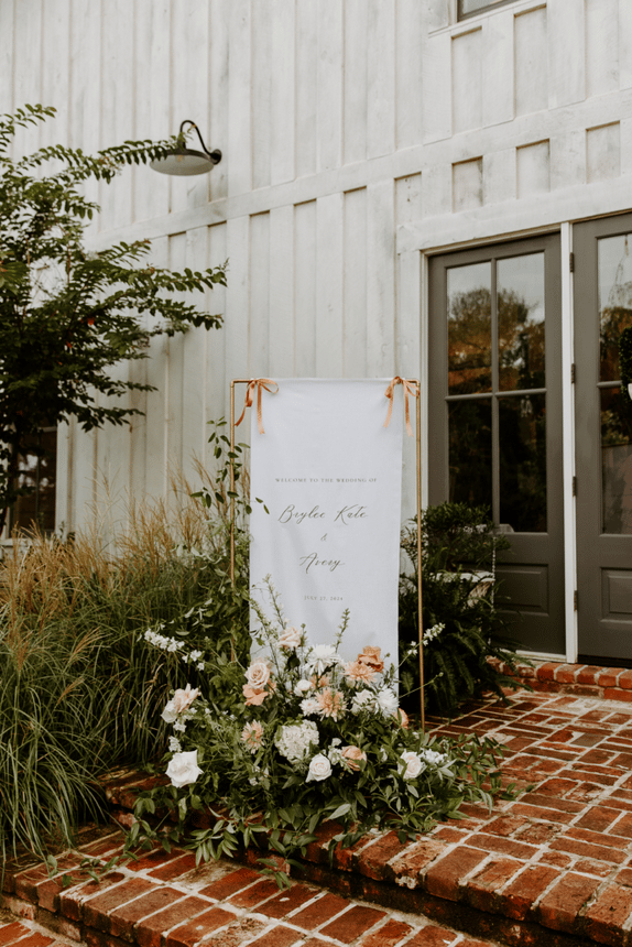 Dainty Florals portfolio 4