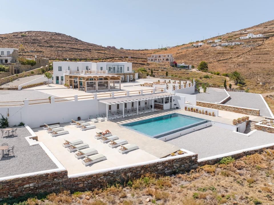 Royal Ma Tinos